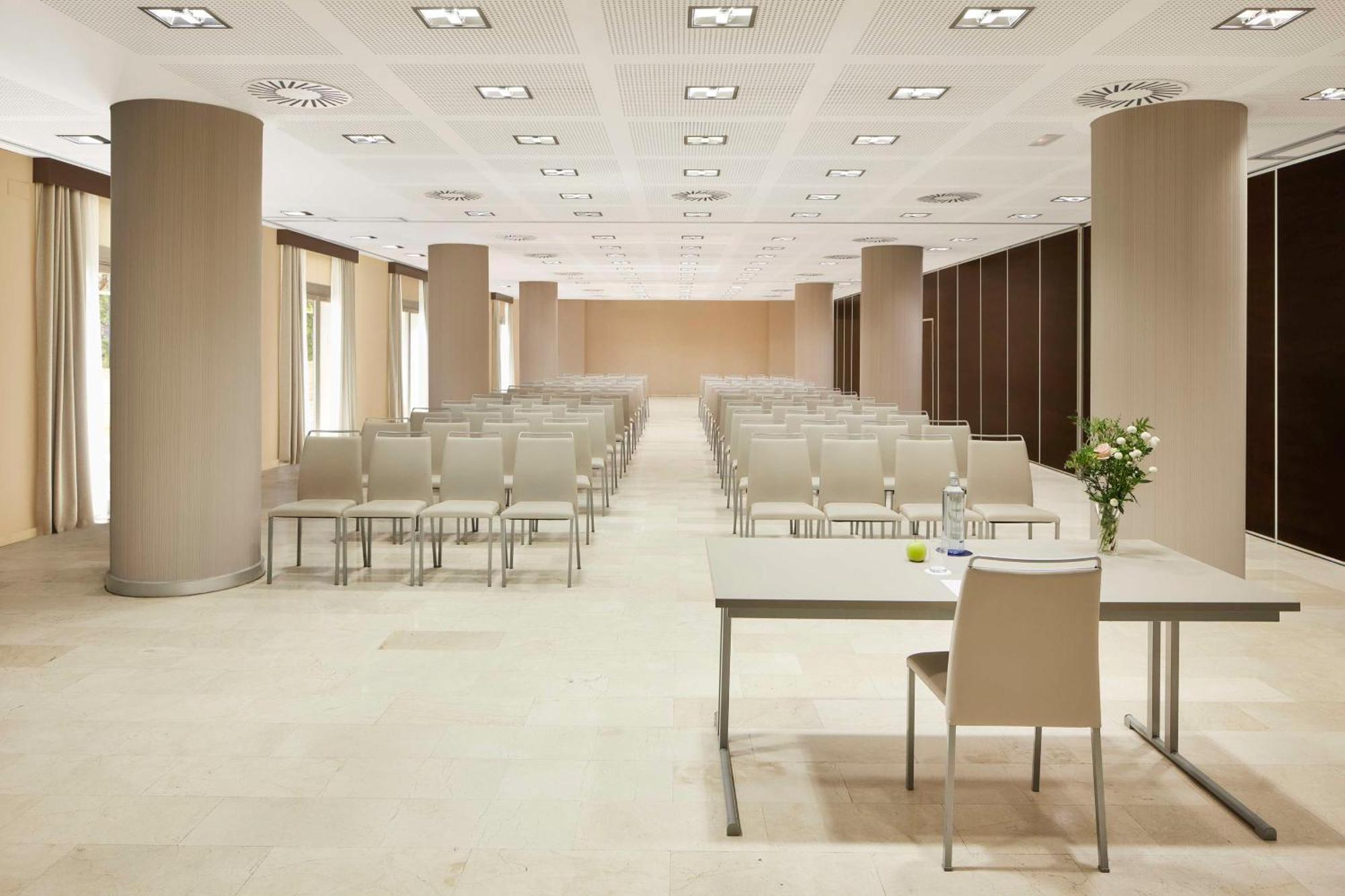 Nh Alicante Kültér fotó